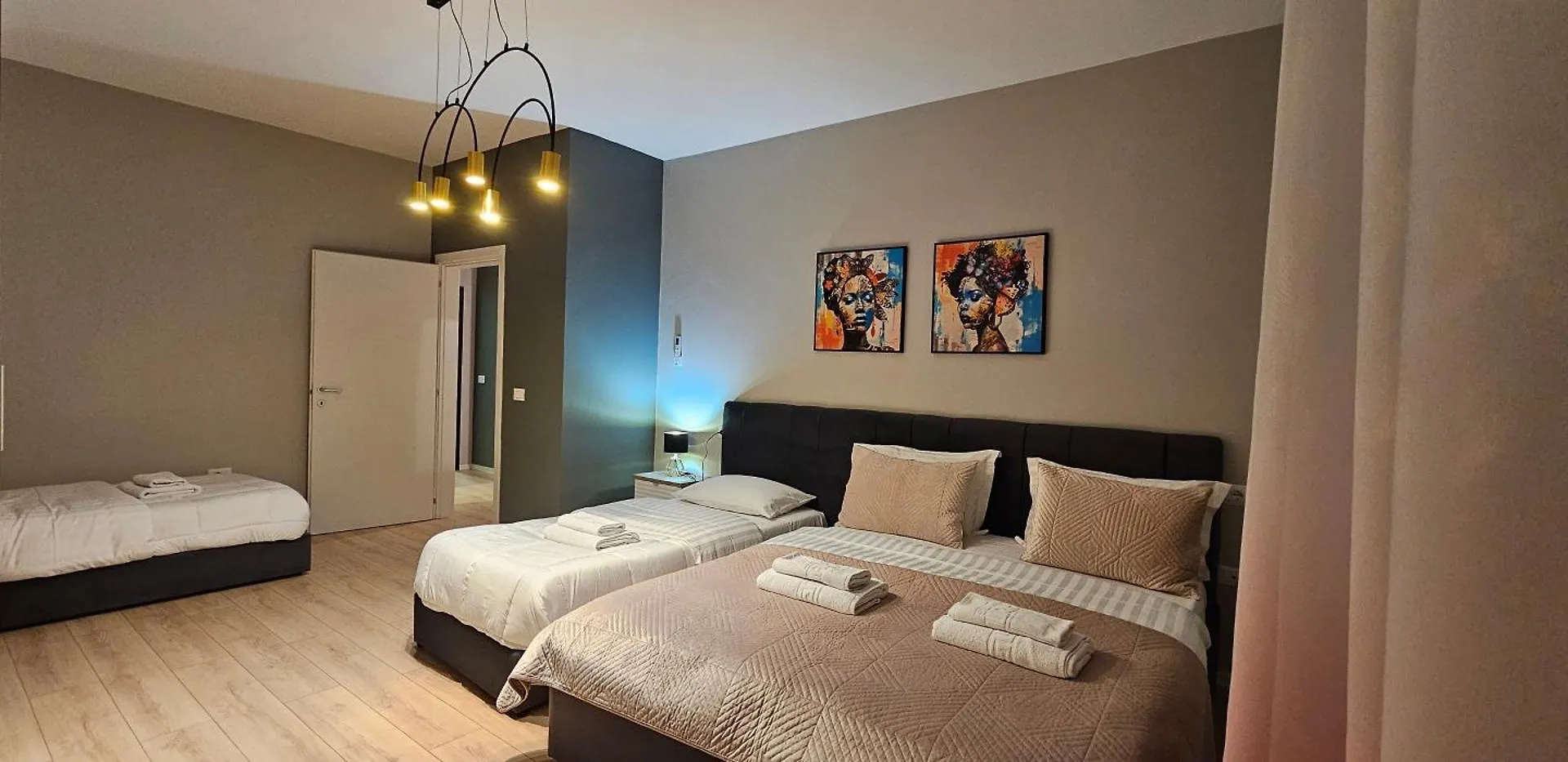 Center Apartment Easy_Luxury Tirana